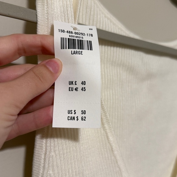 NWT Abercrombie and Fitch Off White Low Back Sweater Tank - Picture 5 of 7